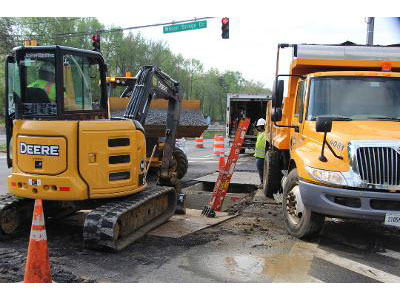 MD 210 construction with equipment